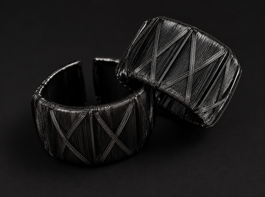 Spiral textured wired metal handcuff (openable)