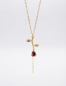 Falling Rose Pendant necklace 🥀
